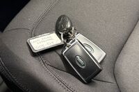 Land Rover Defender vaihtoauto