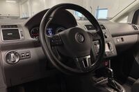 Volkswagen Touran vaihtoauto