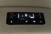Volkswagen Caravelle vaihtoauto