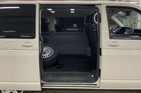 Volkswagen Caravelle vaihtoauto