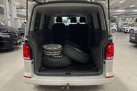 Volkswagen Caravelle vaihtoauto