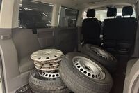 Volkswagen Caravelle vaihtoauto