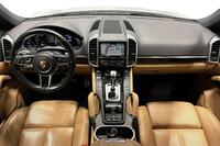 Porsche Cayenne vaihtoauto