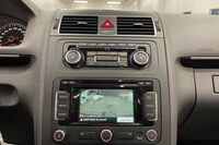 Volkswagen Touran vaihtoauto