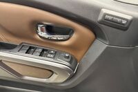 Nissan Titan vaihtoauto