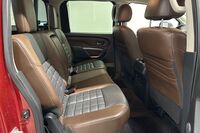 Nissan Titan vaihtoauto