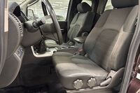 Nissan Navara vaihtoauto