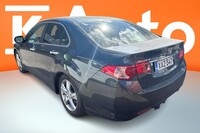 Honda Accord vaihtoauto