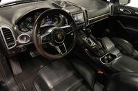 Porsche Cayenne vaihtoauto