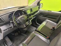 Opel Vivaro vaihtoauto