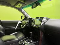 Toyota Land Cruiser vaihtoauto