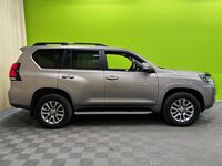 Toyota Land Cruiser vaihtoauto