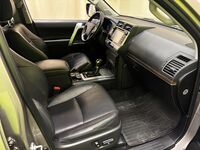 Toyota Land Cruiser vaihtoauto