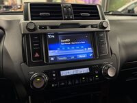 Toyota Land Cruiser vaihtoauto