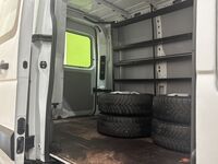 Nissan NV400 vaihtoauto