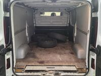 Opel Vivaro vaihtoauto