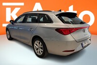 SEAT Leon Sportstourer vaihtoauto