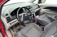 Mitsubishi Grandis vaihtoauto