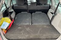 Mitsubishi Grandis vaihtoauto