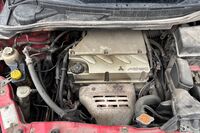 Mitsubishi Grandis vaihtoauto