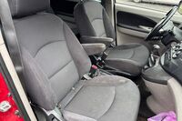 Mitsubishi Grandis vaihtoauto