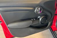 Mini Hatchback vaihtoauto