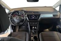 Volkswagen Touran vaihtoauto