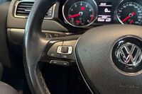 Volkswagen Jetta vaihtoauto
