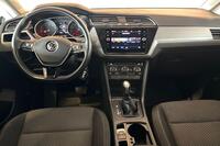 Volkswagen Touran vaihtoauto