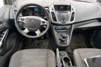 Ford Grand Tourneo Connect vaihtoauto