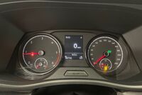 Volkswagen Caravelle vaihtoauto