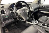 Nissan Navara vaihtoauto