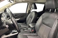 Nissan Navara vaihtoauto