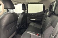 Nissan Navara vaihtoauto
