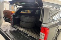 Nissan Navara vaihtoauto