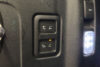 Land Rover Defender vaihtoauto