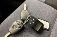 Opel Vivaro vaihtoauto