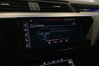 Audi Q8 e-tron vaihtoauto