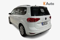 Volkswagen Touran vaihtoauto