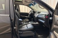 Nissan Navara vaihtoauto