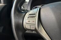 Nissan Navara vaihtoauto