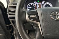 Toyota Land Cruiser vaihtoauto