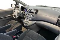 Mitsubishi Grandis vaihtoauto