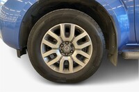 Nissan Navara vaihtoauto