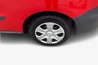 Ford Transit Courier vaihtoauto