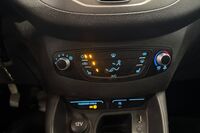 Ford Transit Courier vaihtoauto