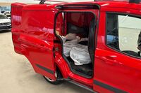Ford Transit Courier vaihtoauto
