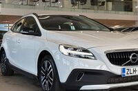 Volvo V40 Cross Country vaihtoauto