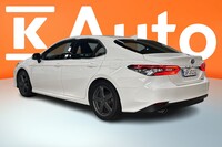 Toyota Camry vaihtoauto