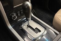 Nissan Pathfinder vaihtoauto